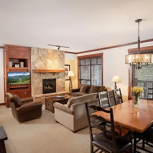 **** Appart hôtel First Tracks Canada