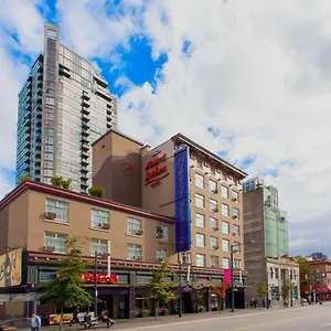 ** Hotel Howard Johnson By Wyndham Downtown Canada